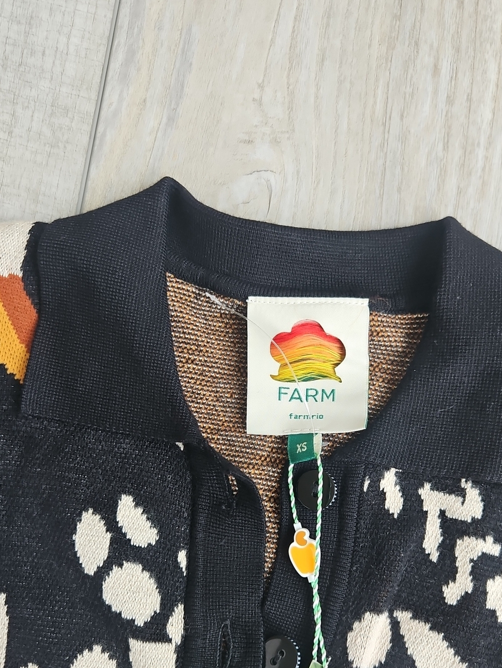 Farm Rio Sweater - Picture 5 of 10